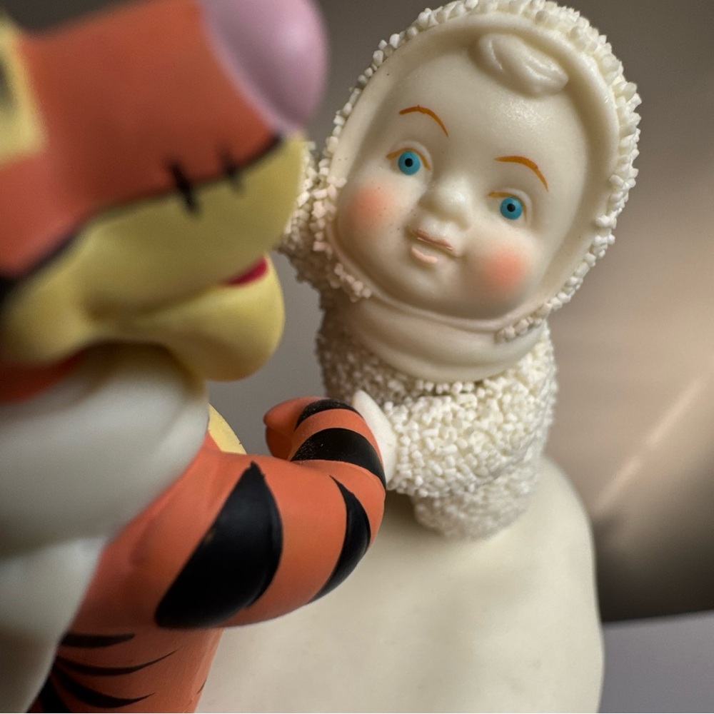2007 Department 56 Snowbabies "Dancing With Tigger" Figure Cream Orange Figurine - Picture 9 of 16